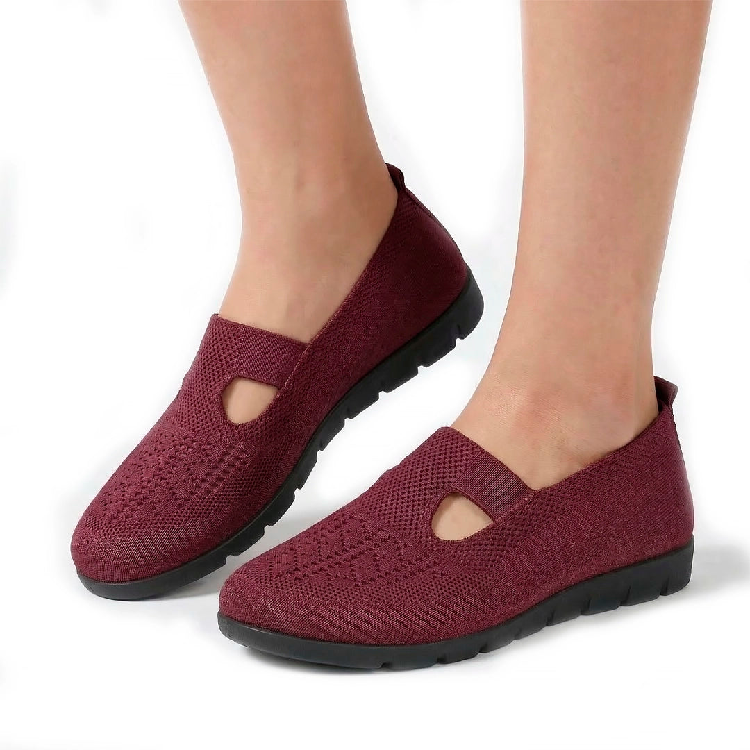 Women's Cut-Out Knit Slip-On Flats Corvine