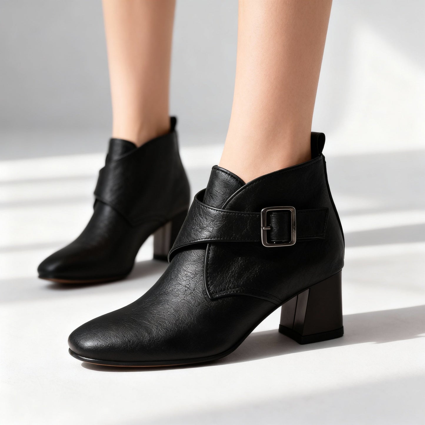 Women's Black Smooth Leather Ankle Boots Corvine