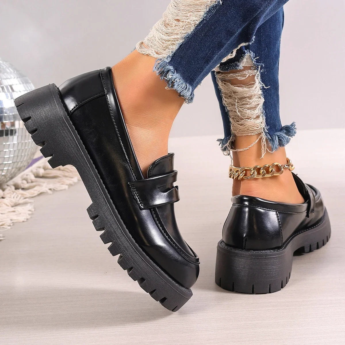 Women's PU Leather Platform Loafers Corvine