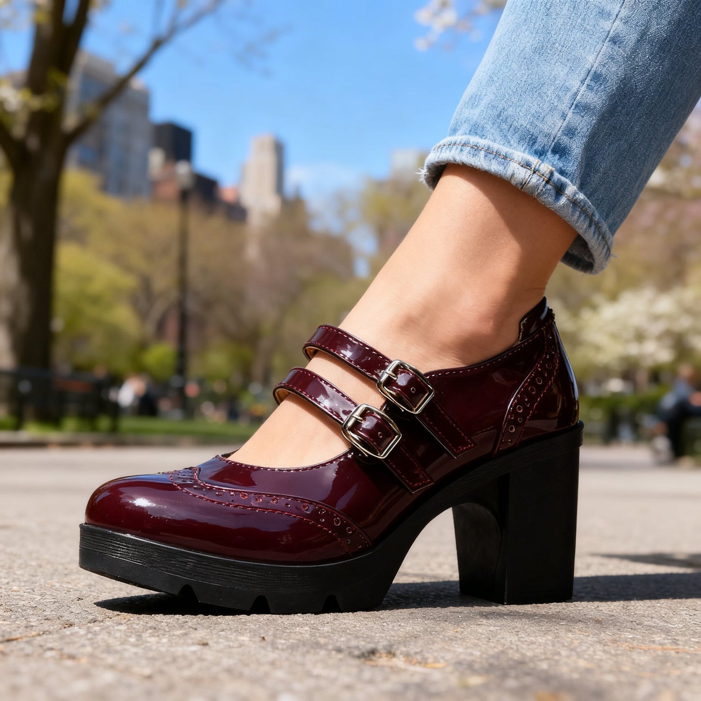 Women's Patent Leather Brogue Loafers Corvine