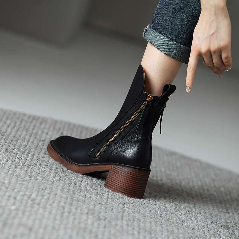 Women's Smooth Leather Black Ankle Boots Corvine