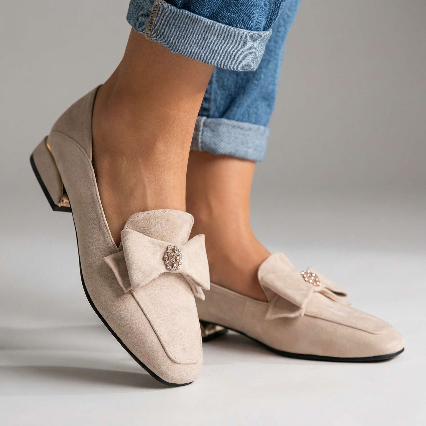 Women's Suede Bow Detail Loafers Corvine