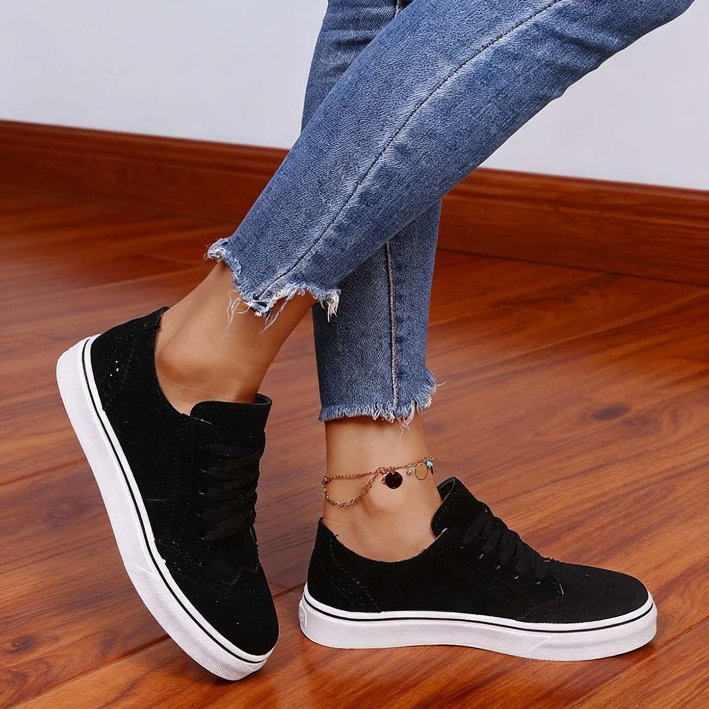 Women's Suede Upper Brogue Trainers Corvine