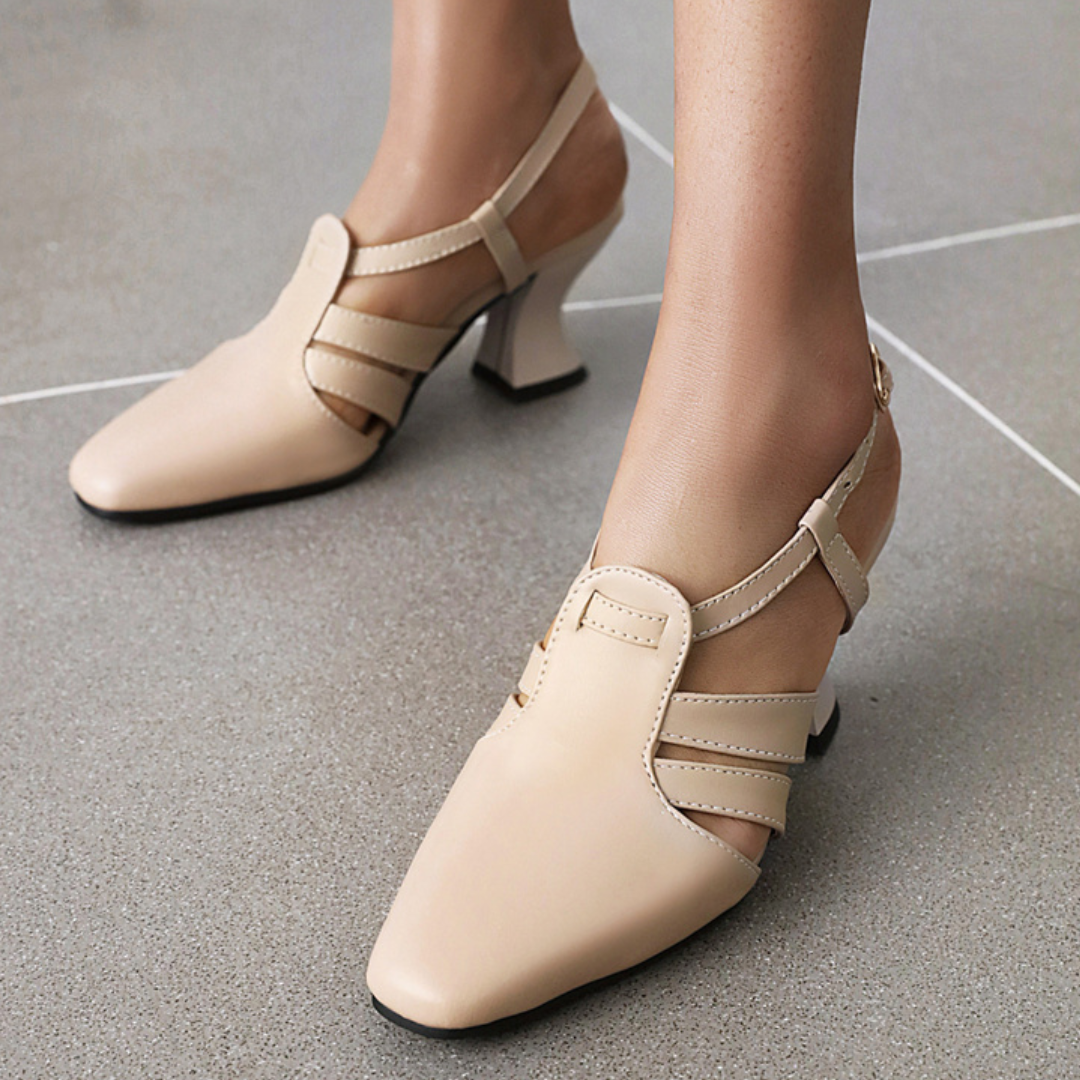 Women's Synthetic Wide-Set Toe Box Comfort Heels Corvine