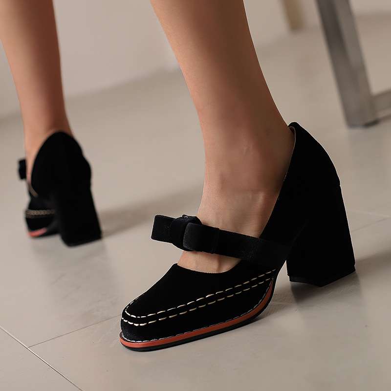 Women's Velvet Block Heel Loafers Corvine