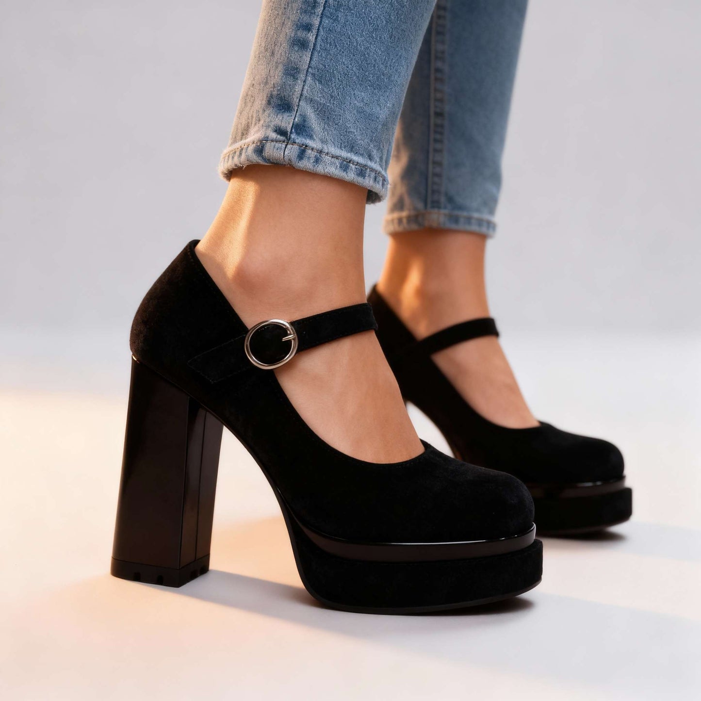 Women's Velvet Mary Jane Block Heel Shoes Corvine
