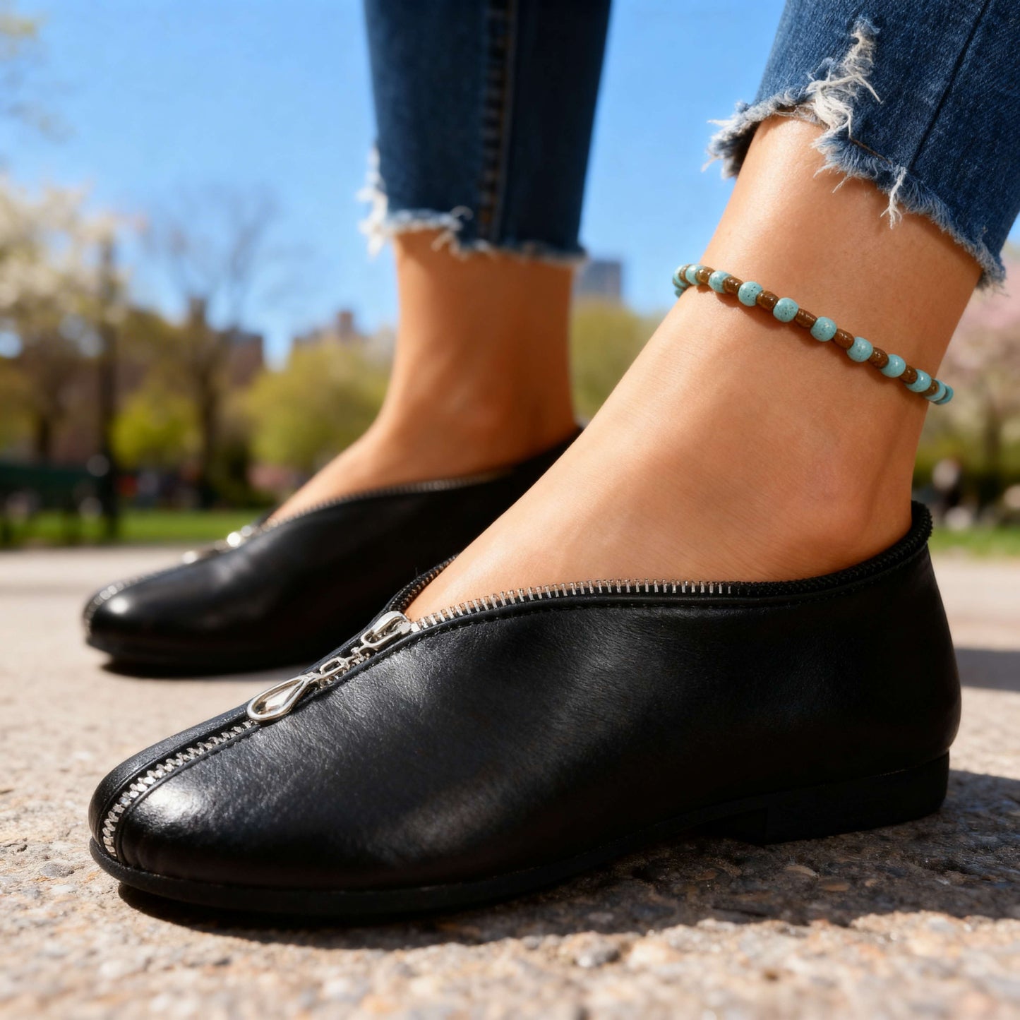 Women's Zipper Detail Black Flats Corvine