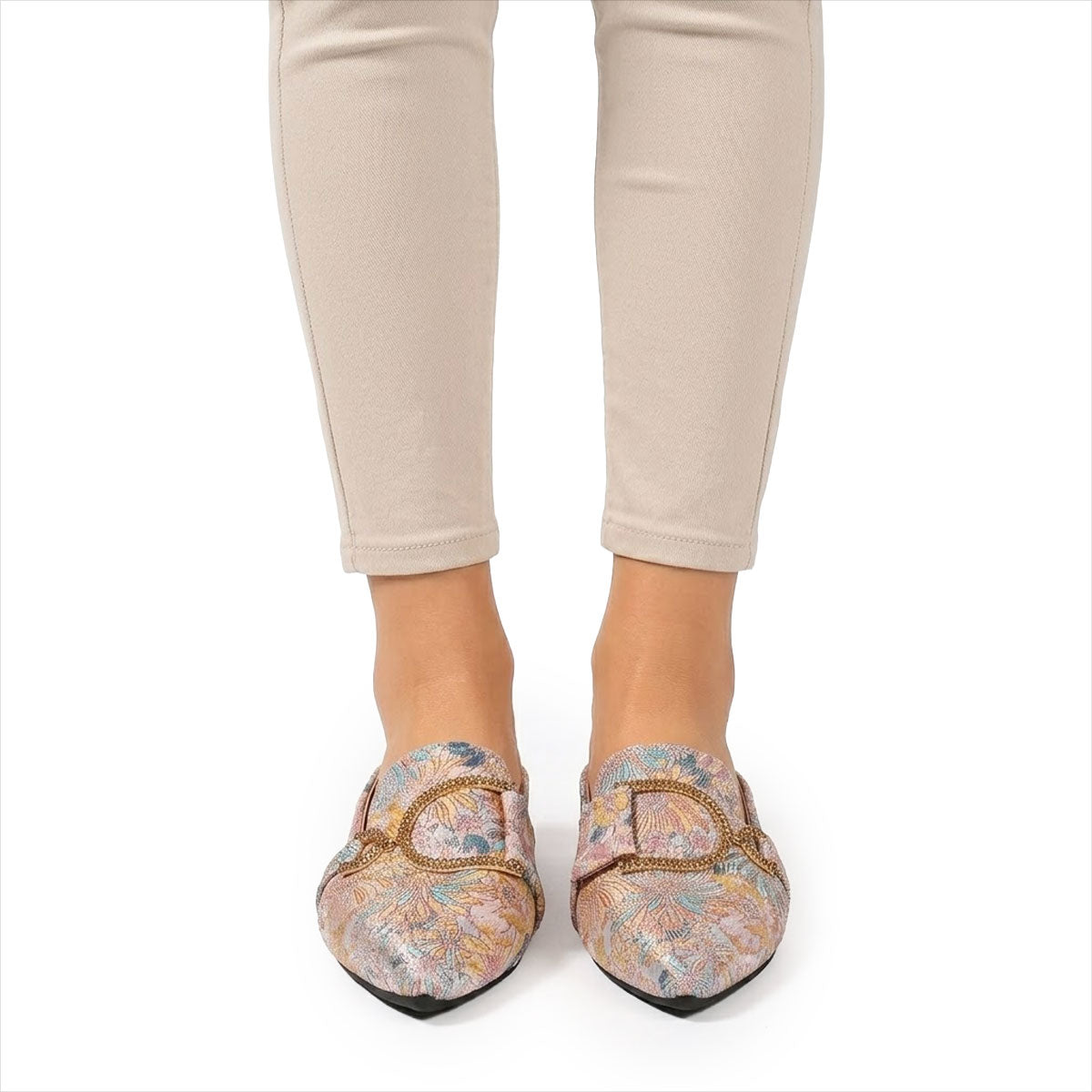 Women's Floral Brocade Pointed-Toe Flats Corvine