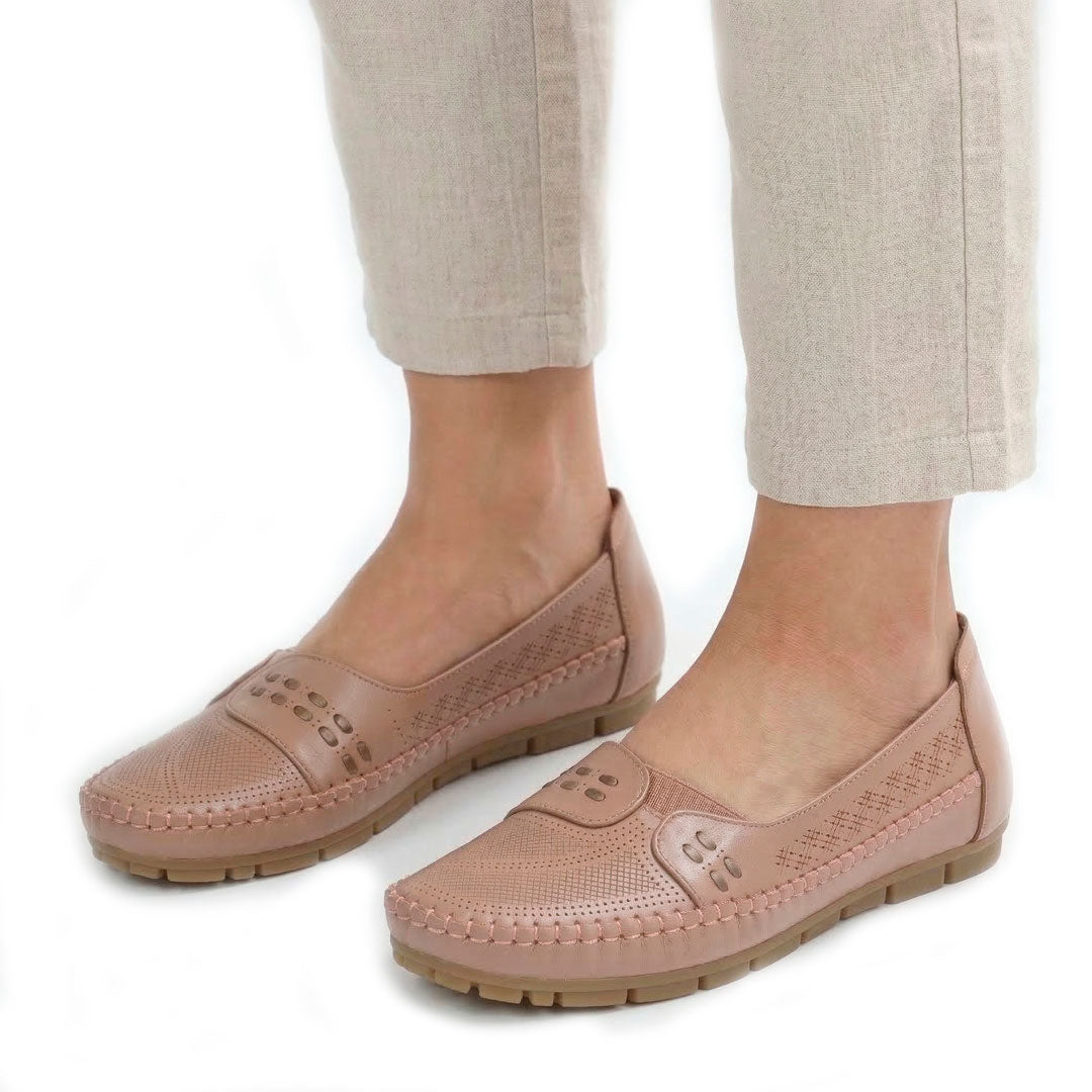 Women's Laser-Cut Driving Moccasins Corvine