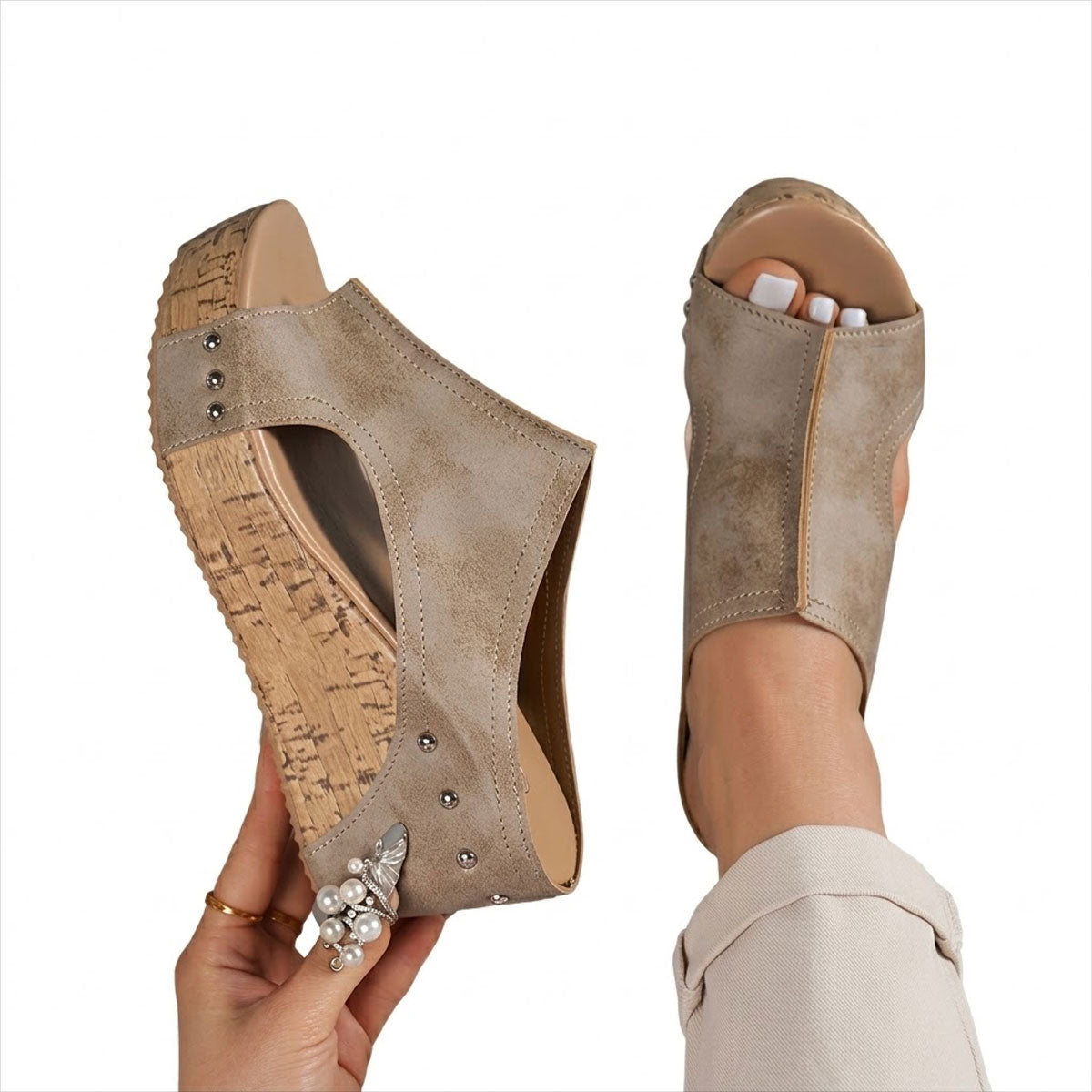 Women's Studded Cork-Effect Wedge Mules Corvine