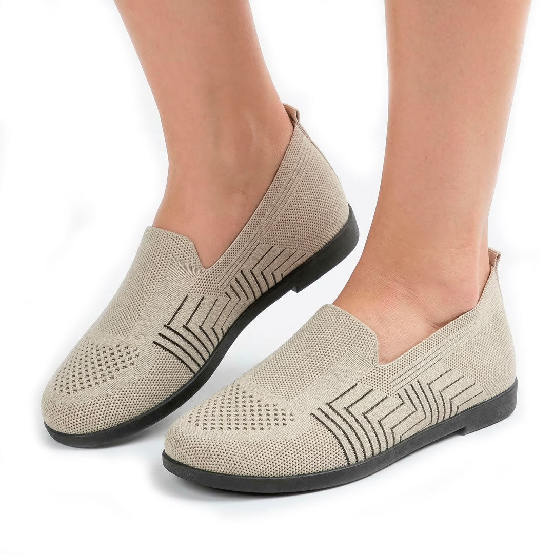 Women's Linear Knit Flats Corvine