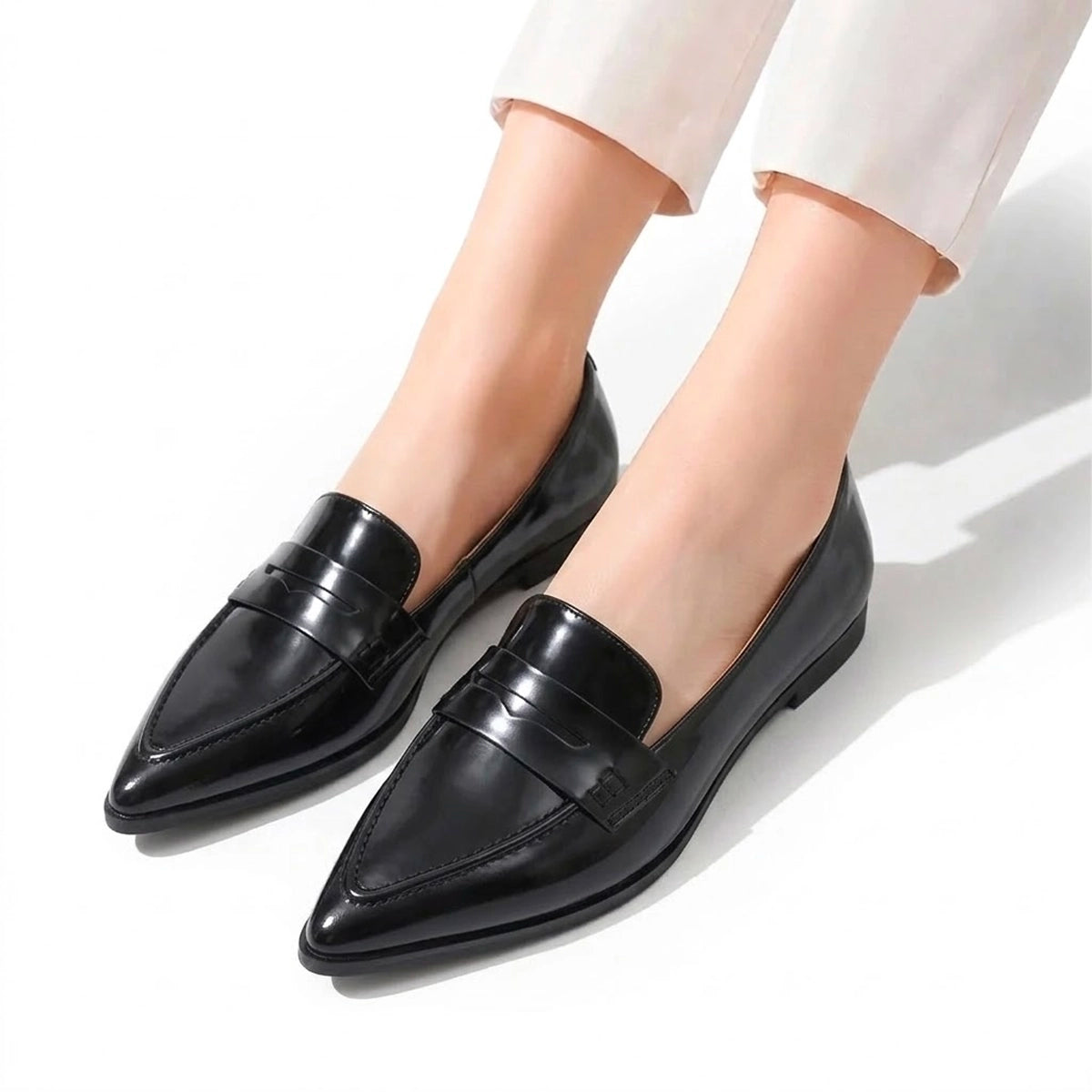 Women's Textured Pointed Flats Corvine