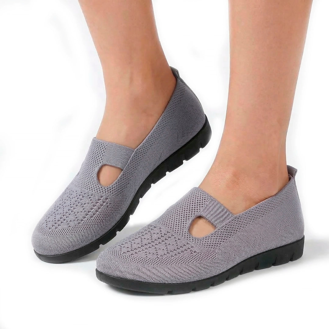 Women's Cut-Out Knit Slip-On Flats Corvine