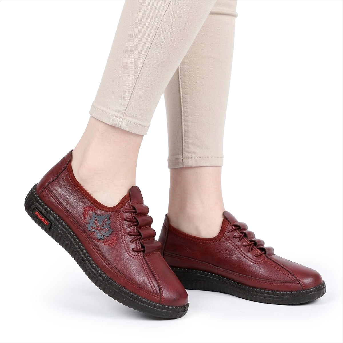 Women's Leaf-Motif Comfort Walking Shoes Corvine
