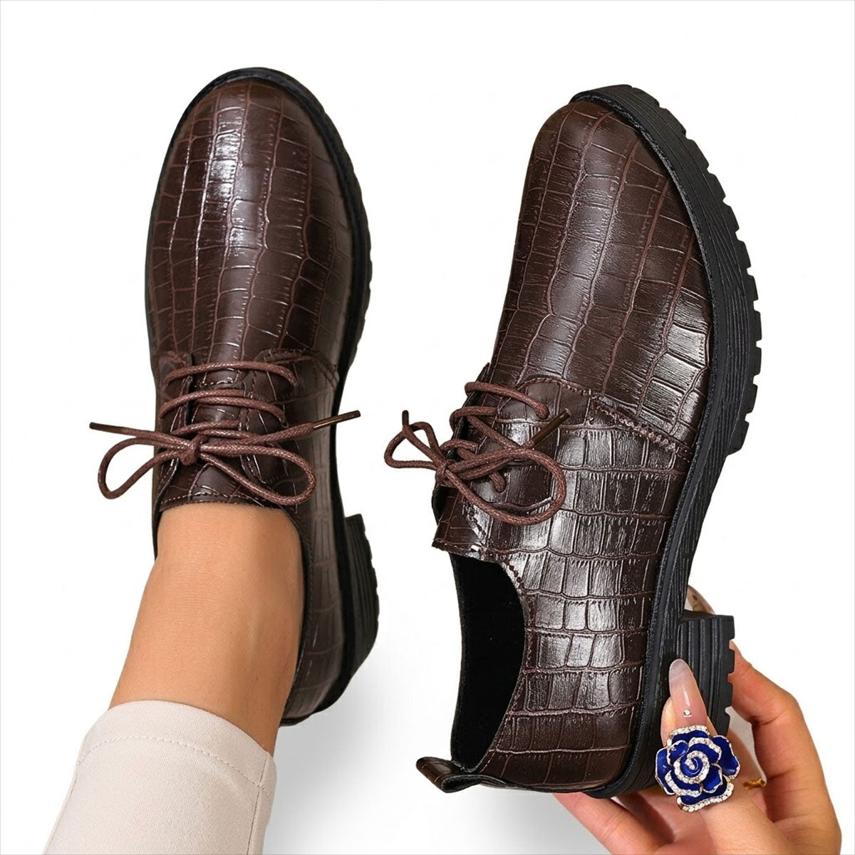 Women's Croc-Effect Lace-Up Oxfords Corvine
