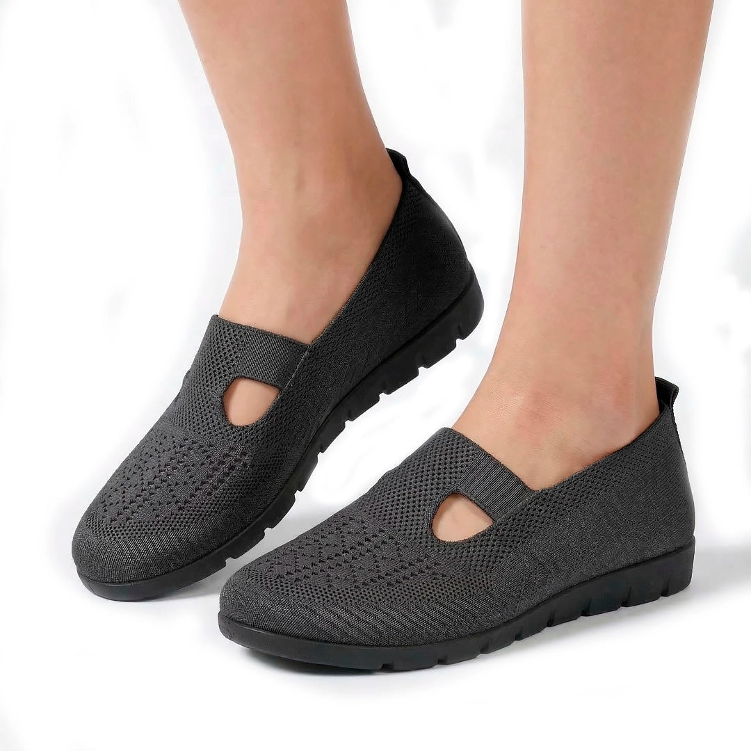 Women's Cut-Out Knit Slip-On Flats Corvine