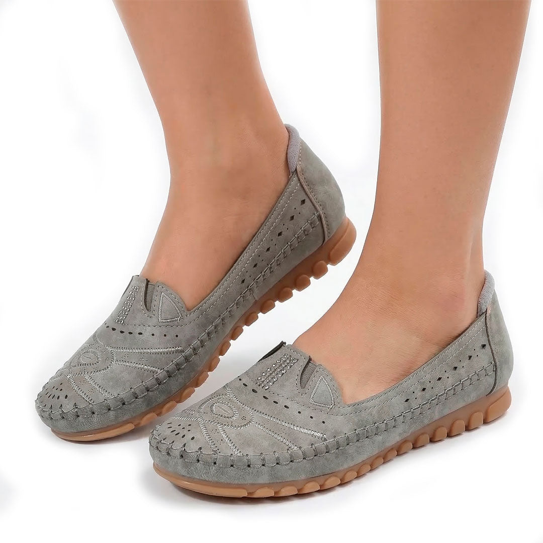 Women's Laser-Cut Suede Loafers Corvine