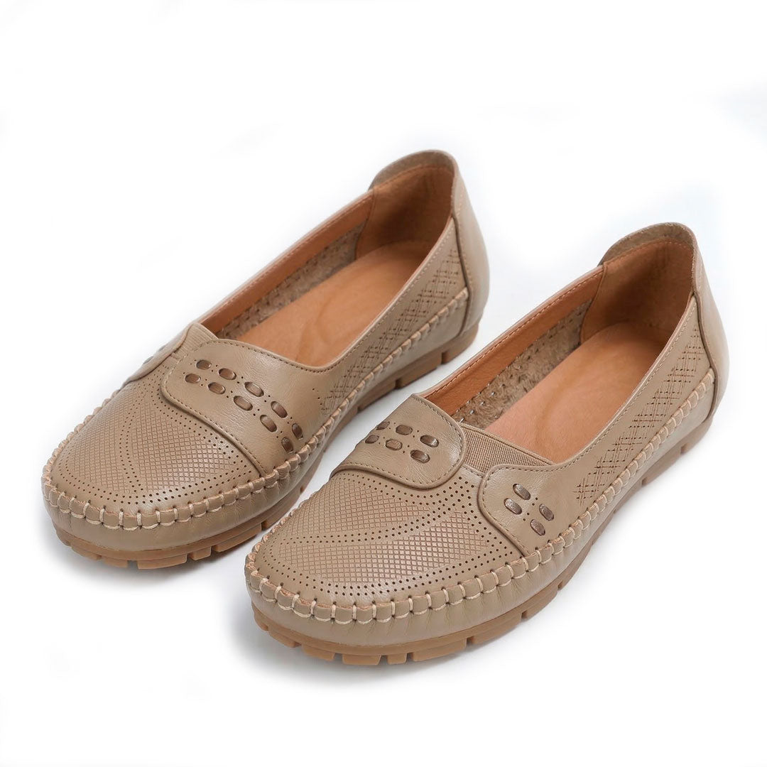 Women's Laser-Cut Driving Moccasins Corvine
