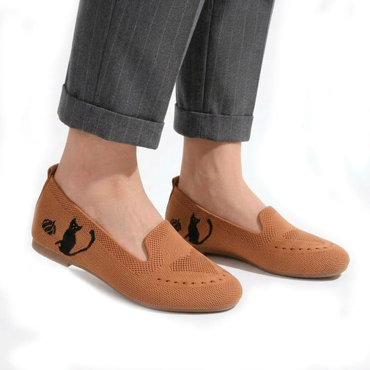 Women's Cat Motif Knit Loafers Corvine