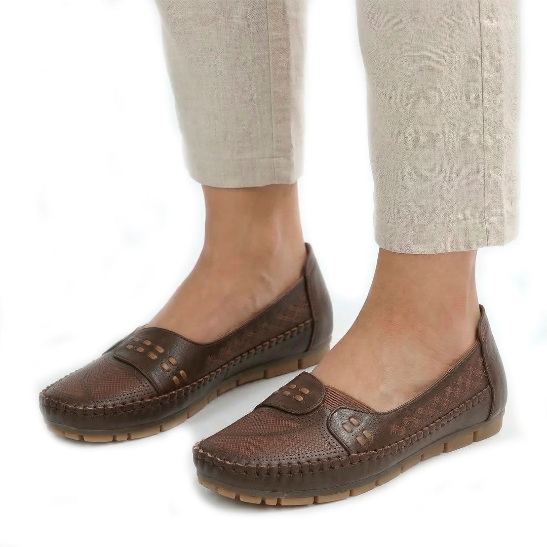 Women's Laser-Cut Driving Moccasins Corvine