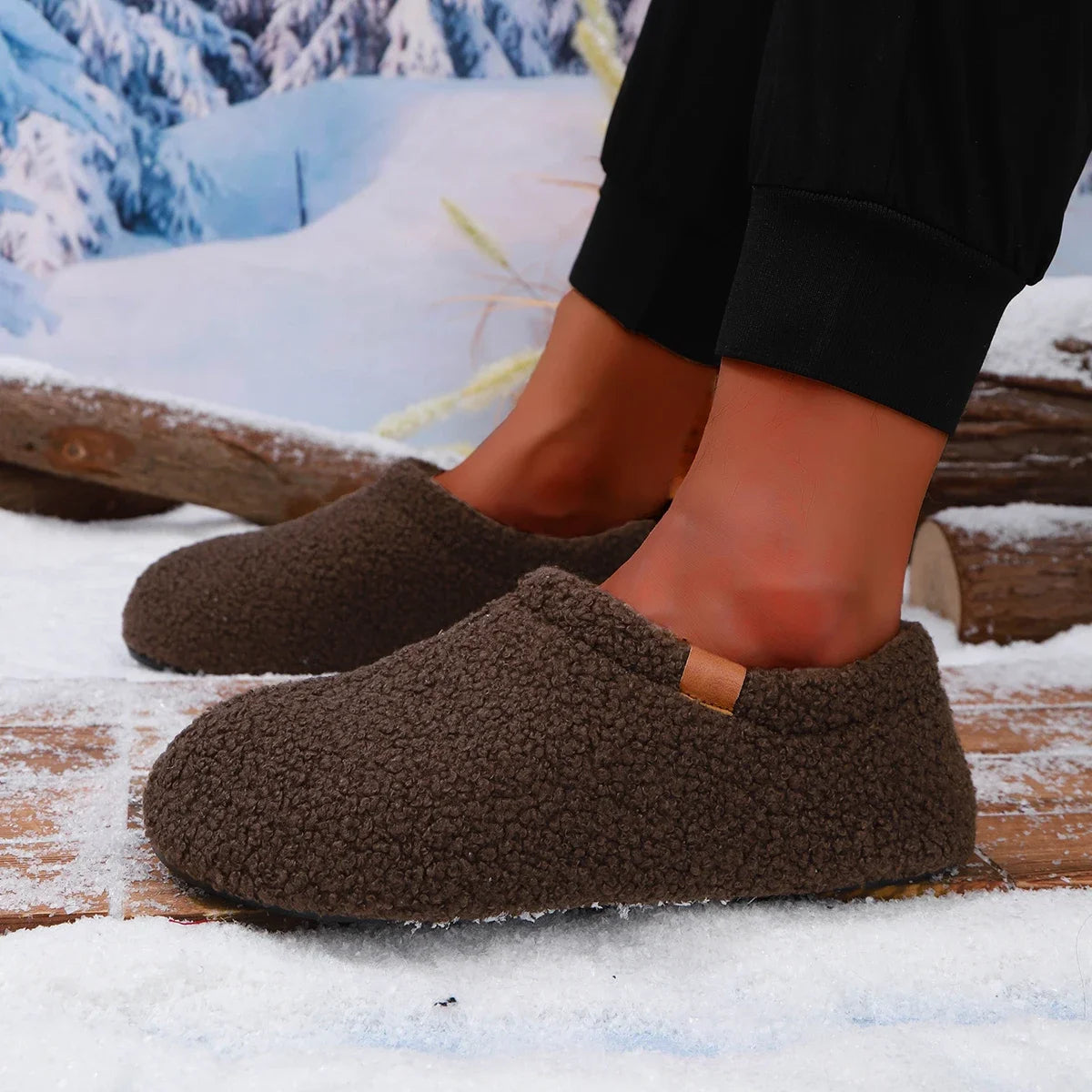 Unisex Ultra-Soft Teddy Fleece Slippers Corvine