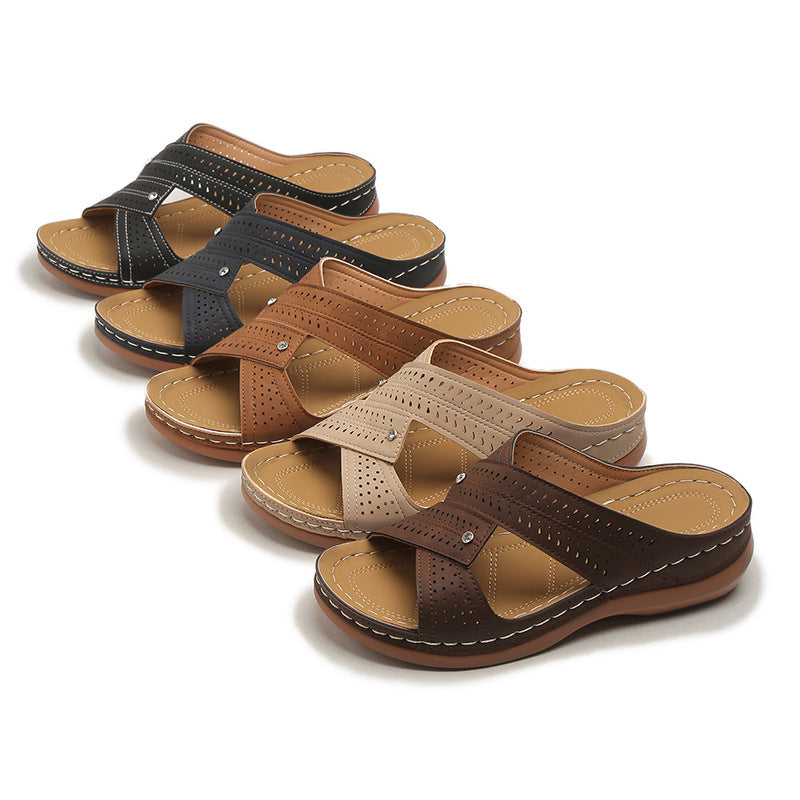 Women's Black Crossover Wedge Sandals Corvine