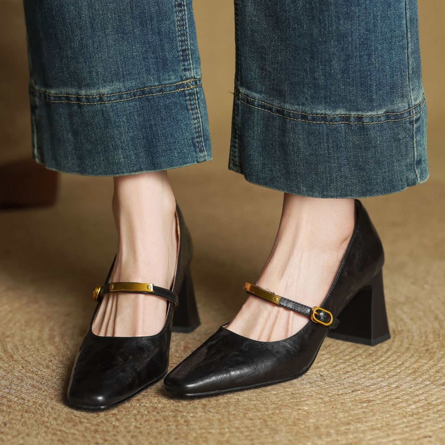 Women's Black Genuine Lambskin Leather Block Heel Pumps Corvine