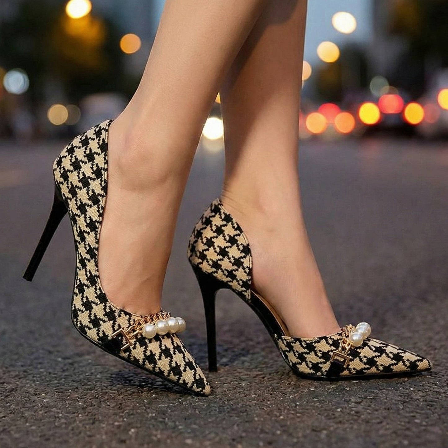 Women's Black Houndstooth Pattern Pointed Toe Heels Corvine
