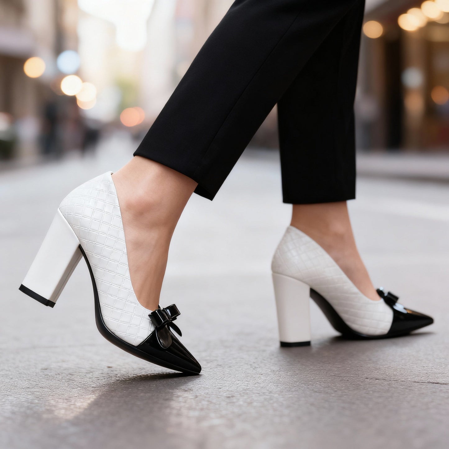 Women's Black Patent Bow Pointed Heels Corvine