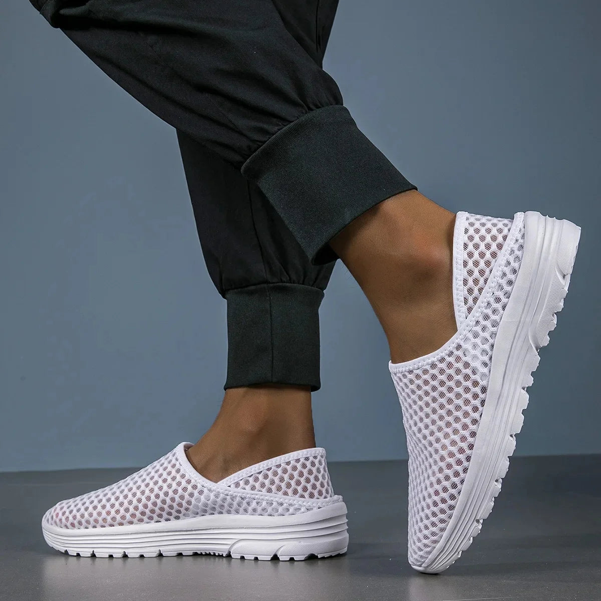 Women's Breathable Mesh Slip-On Shoes Corvine