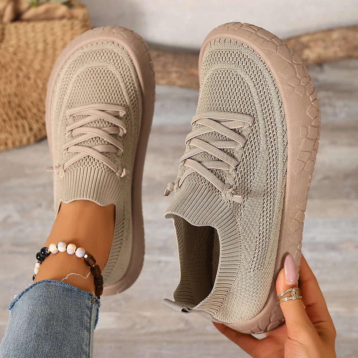 Women's Breathable Stretch-Knit Walking Shoes Corvine