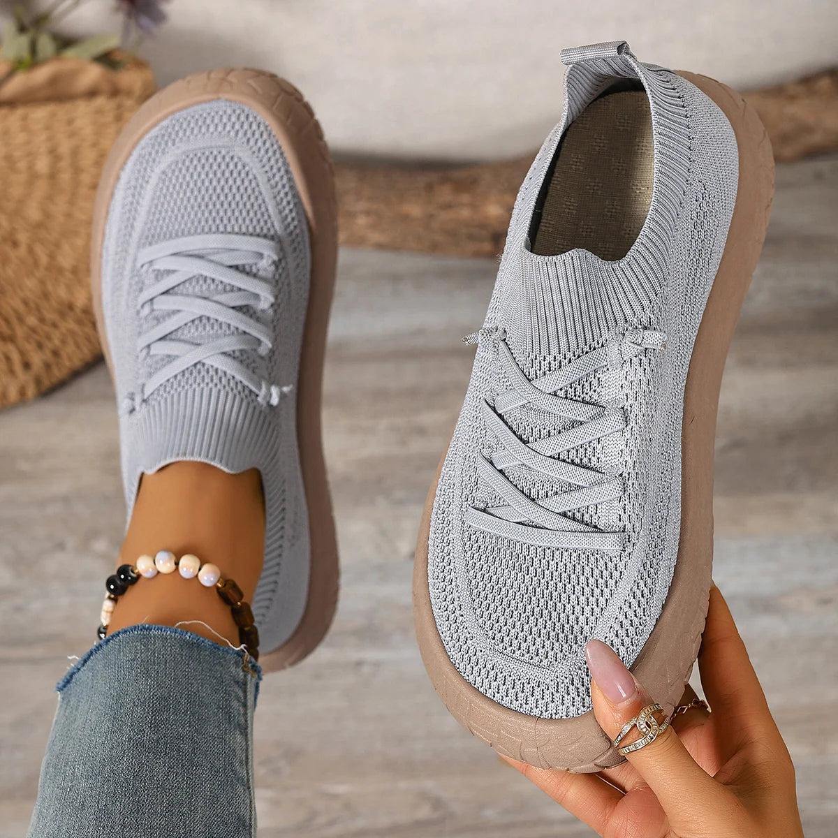 Women's Breathable Stretch-Knit Walking Shoes Corvine