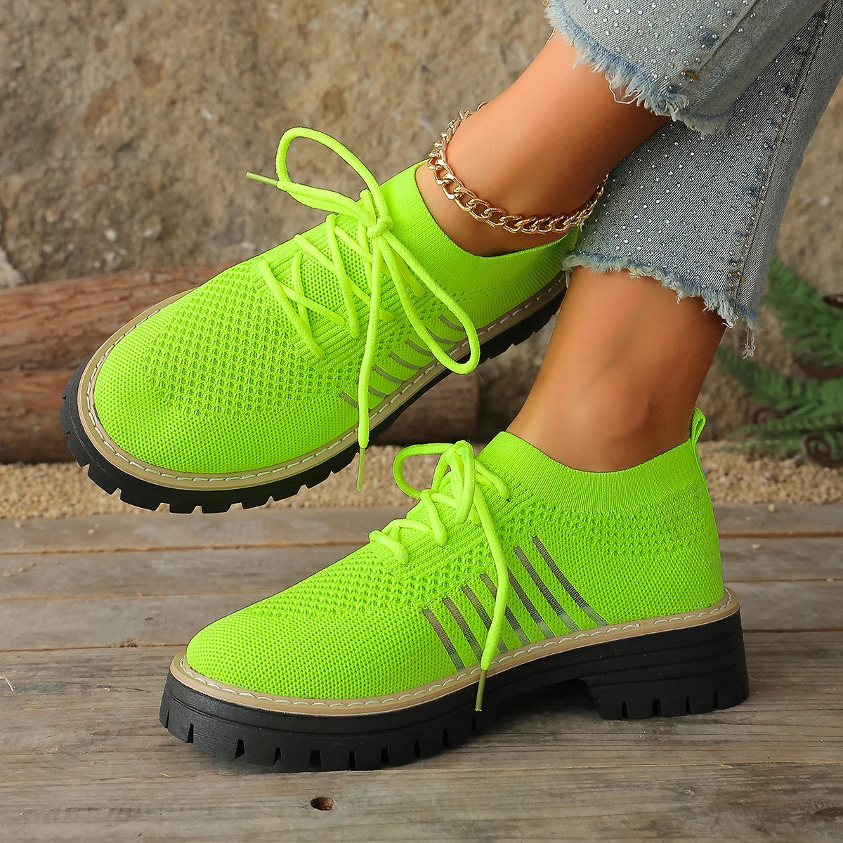 Women's Breathable Stretch-Knit Walking Shoes Corvine