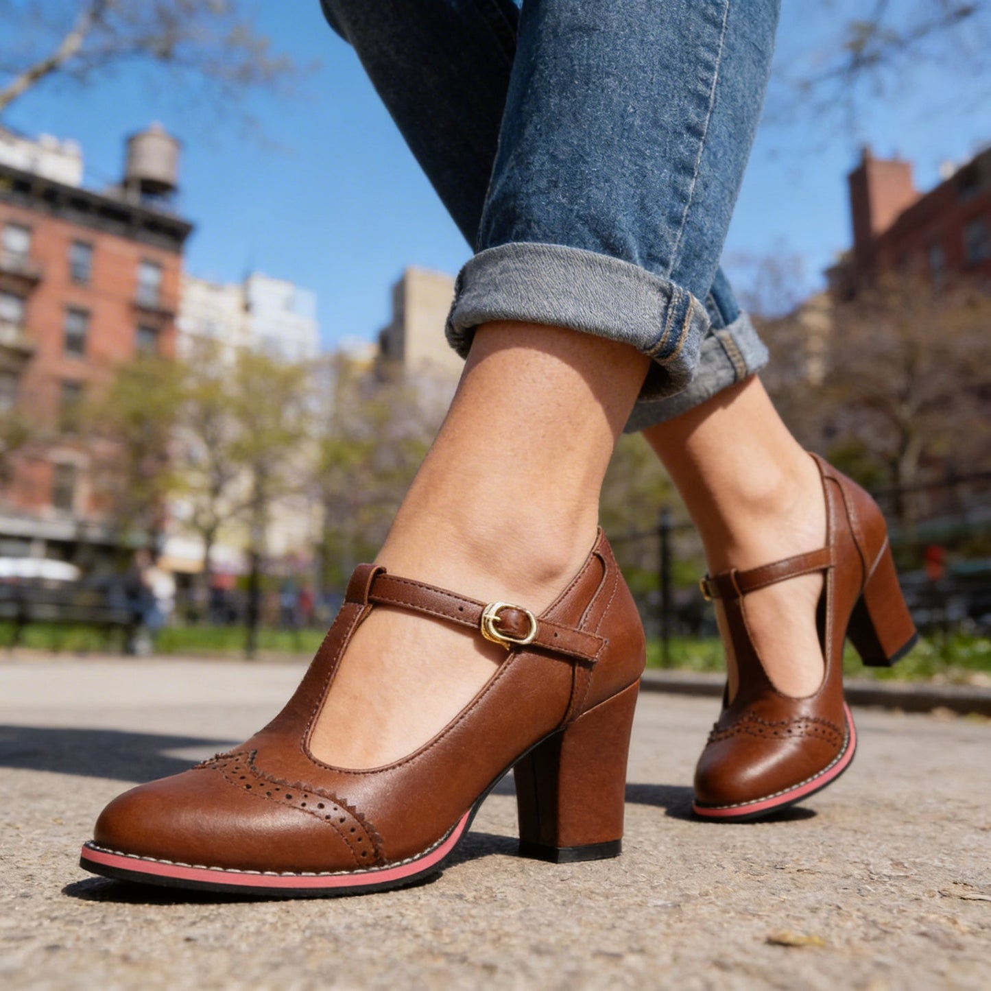 Women's Brogue Leather Loafers Corvine