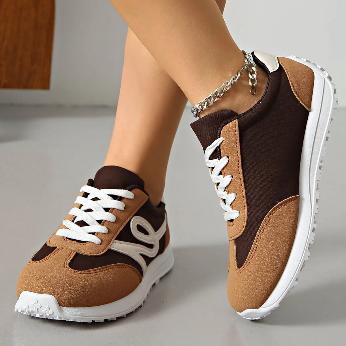 Women's Canvas Suede Retro Trainers Corvine