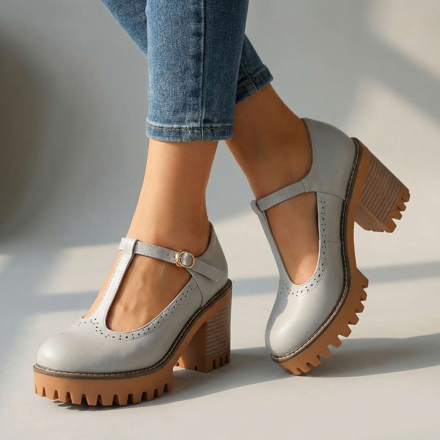 Women's Chunky T-Strap Mary Jane Heels Corvine