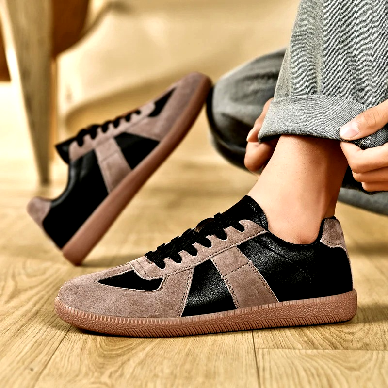 Women's Classic Retro Canvas Trainers Corvine