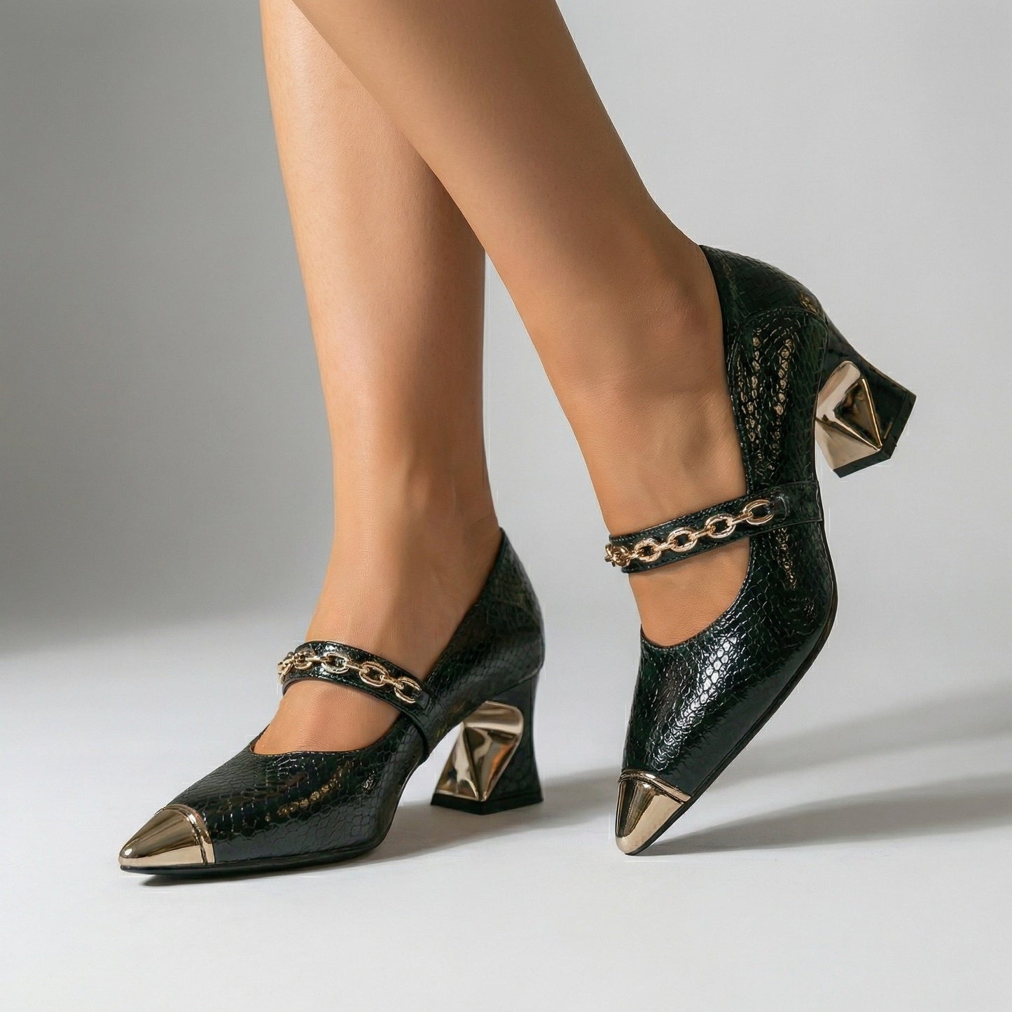Women's Croc-Embossed Vegan Leather Block Heel Pumps Corvine