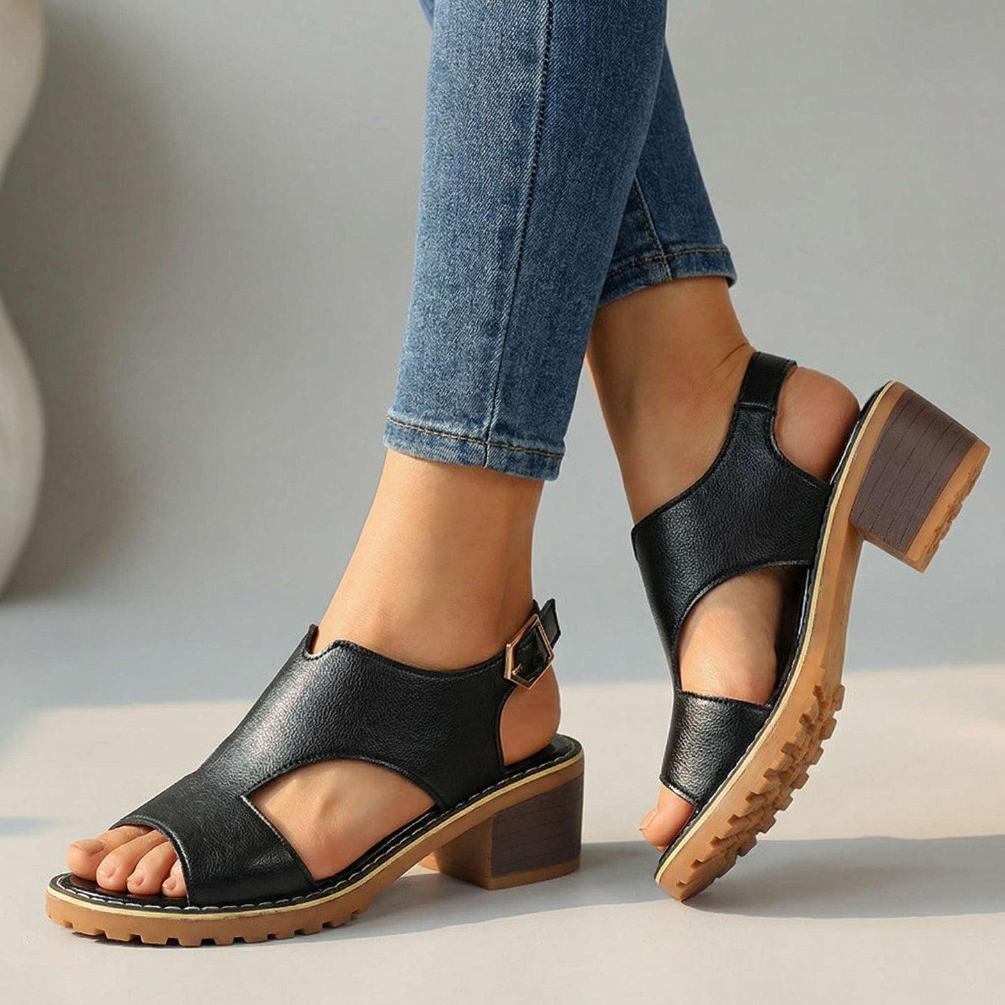 Women's Cushioned Block Heel Sandals Corvine