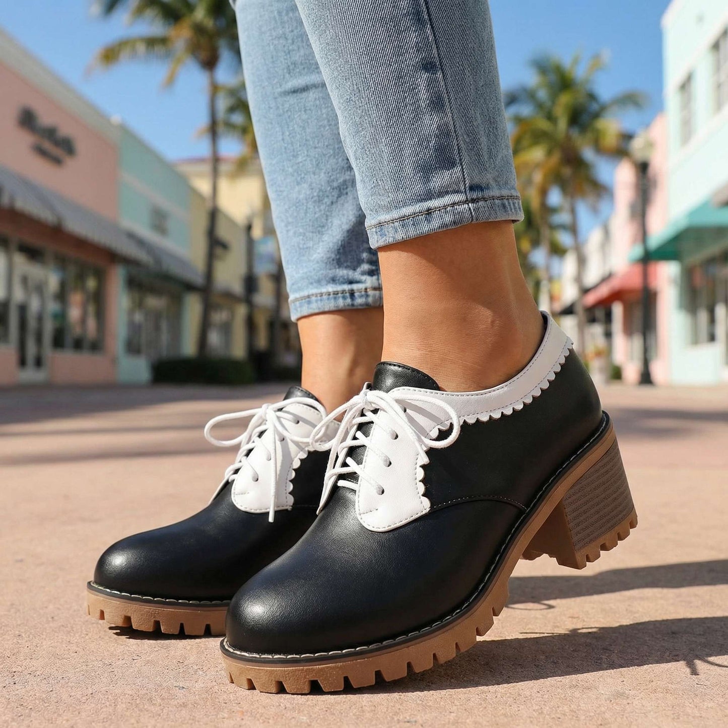 Women's Cushioned Lace-Up Block Heel Shoes Corvine