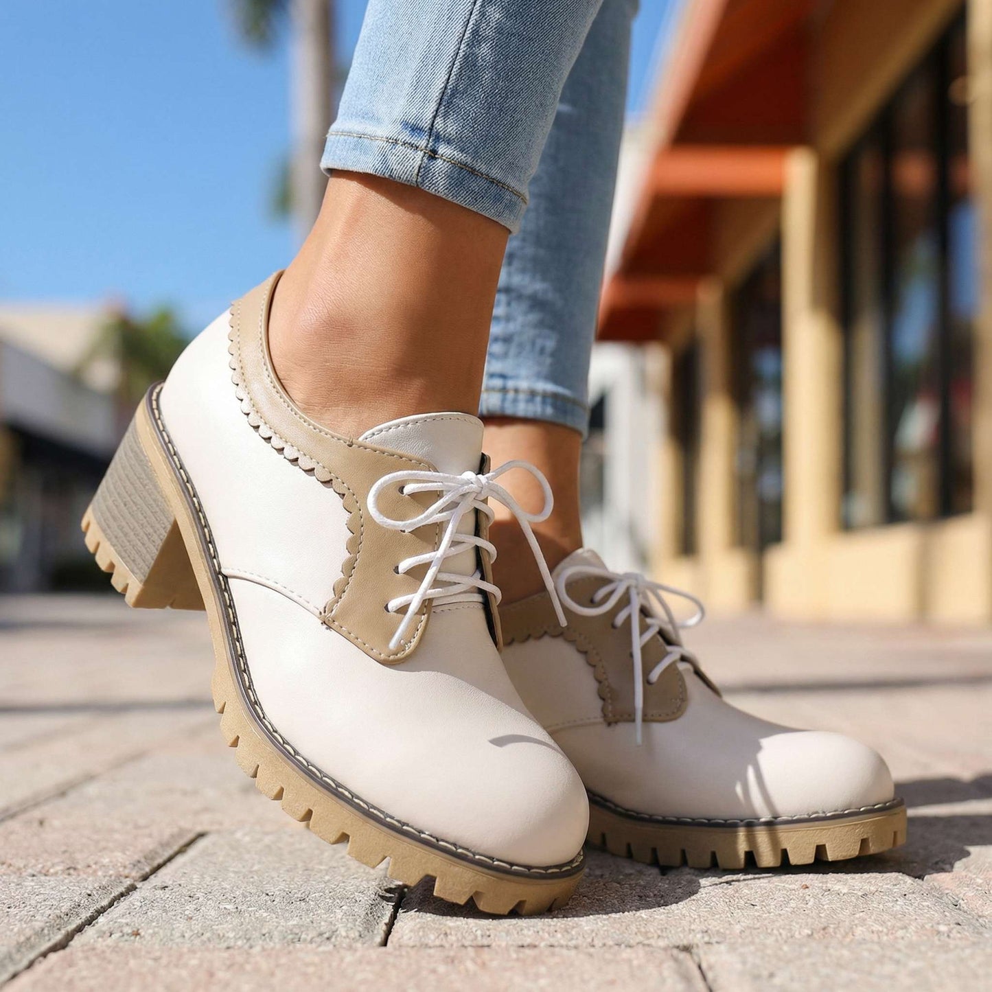 Women's Cushioned Lace-Up Block Heel Shoes Corvine