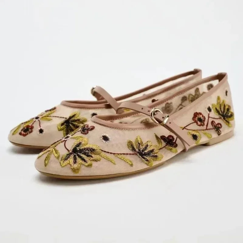 Women's Embroidered Mesh Flat Shoes Corvine