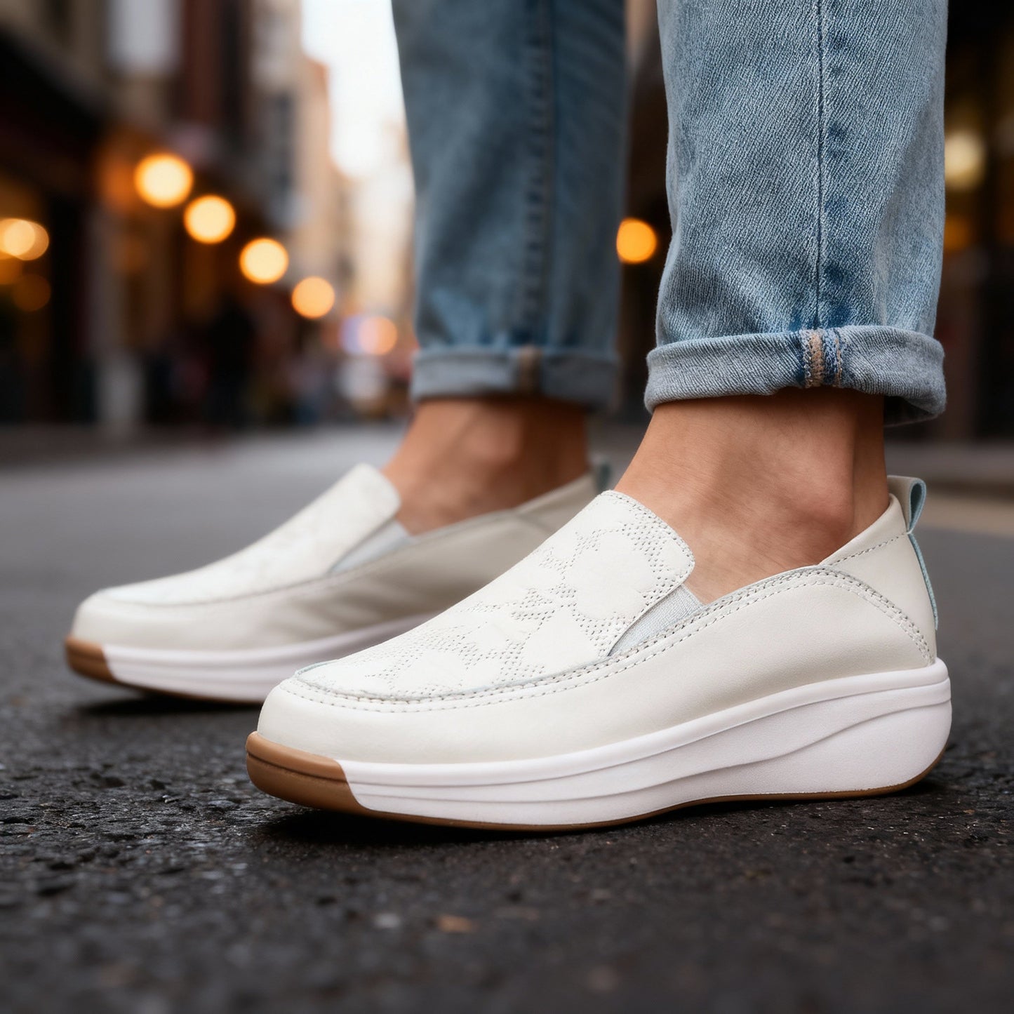 Women's Floral-Embossed Vegan Leather Loafers Corvine
