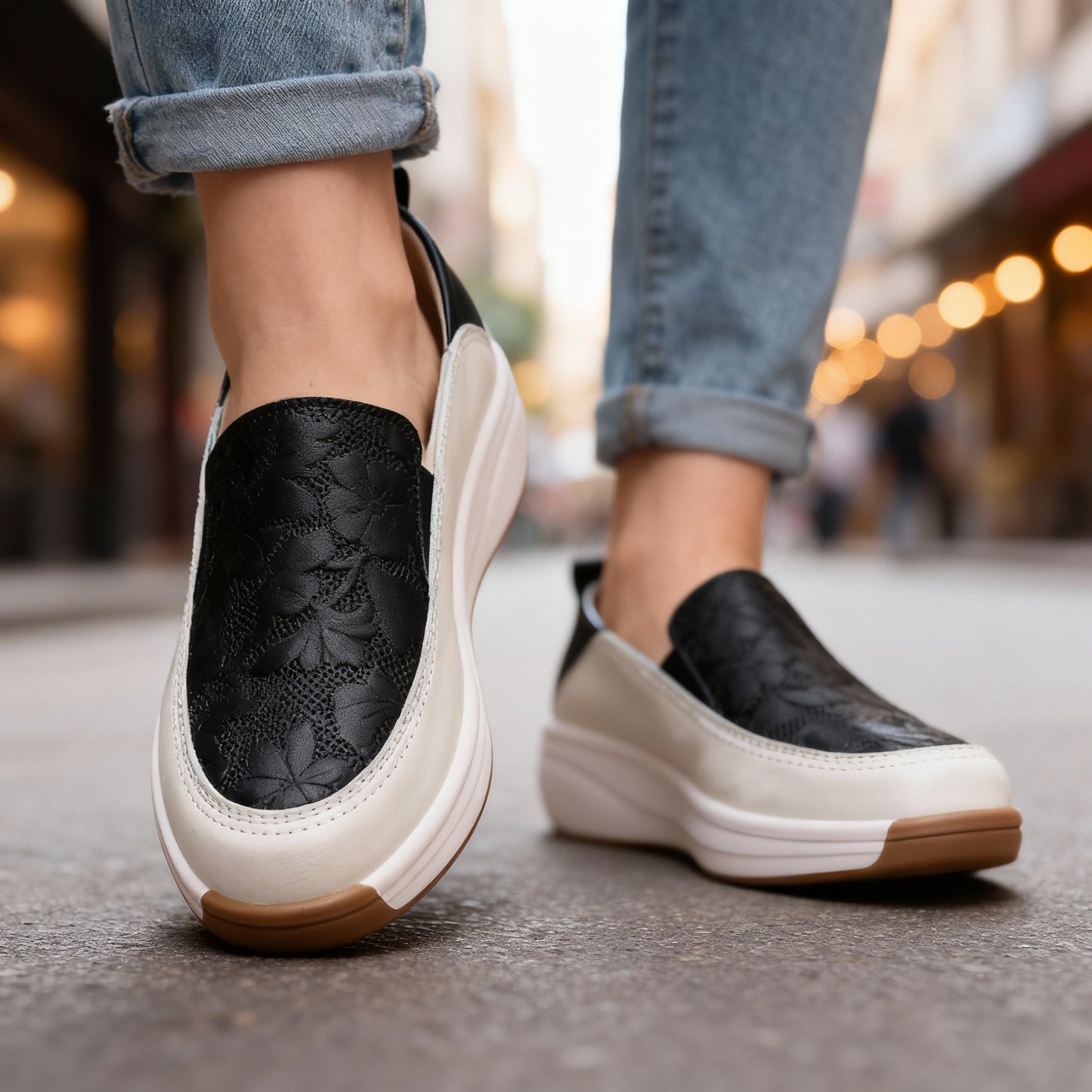 Women's Floral-Embossed Vegan Leather Loafers Corvine