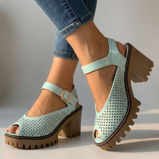 Women's Flower Cut Chunky Sandals Corvine