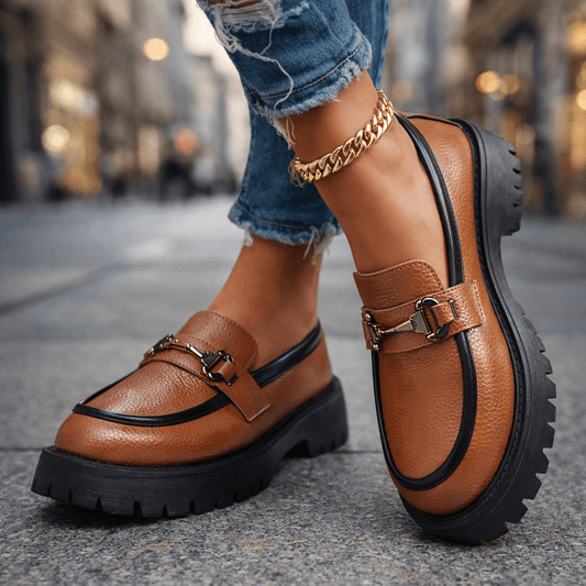 Women's Full-Grain Leather Chunky Lug Sole Loafers Corvine