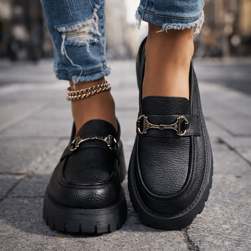 Women's Full-Grain Leather Chunky Lug Sole Loafers Corvine