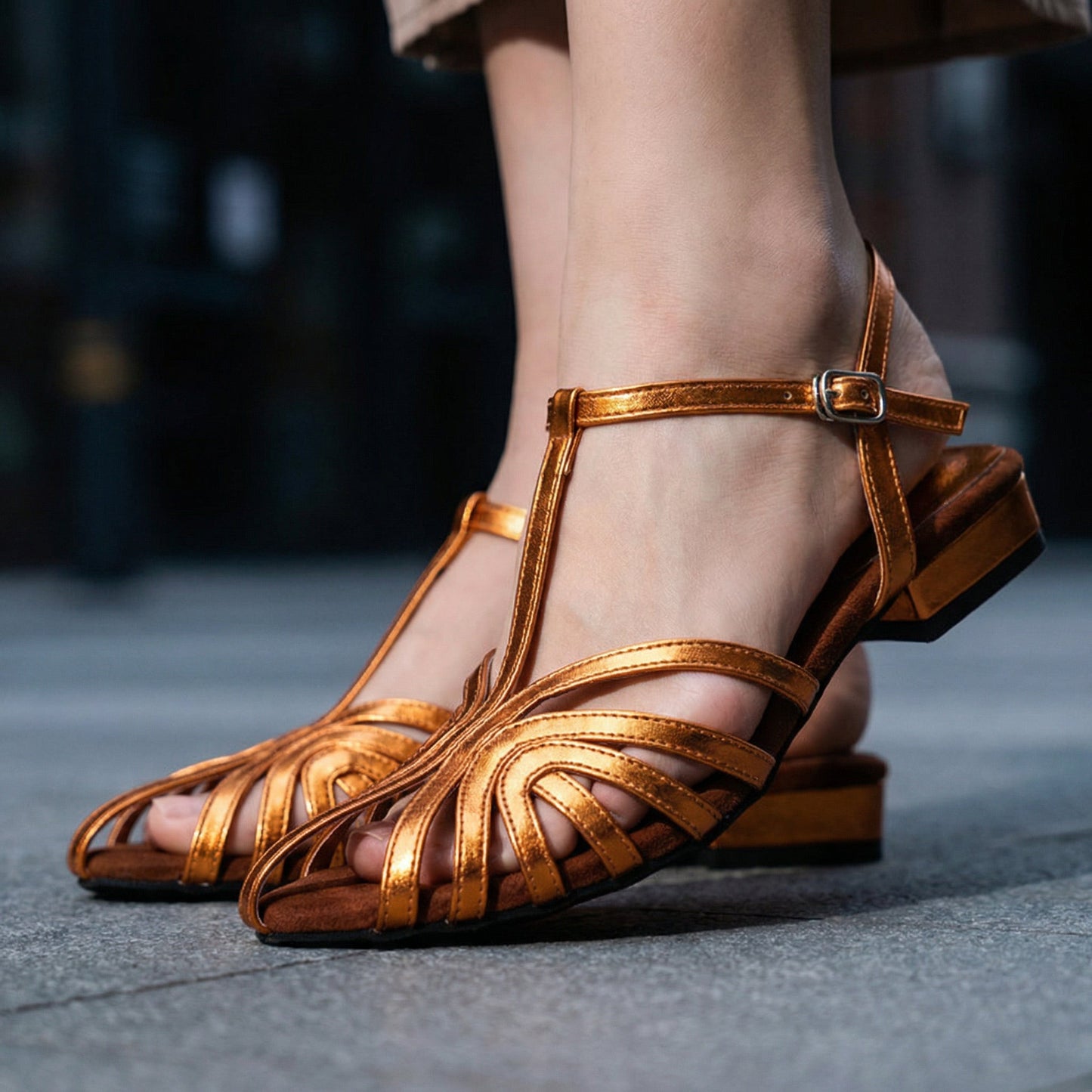Women's Genuine Leather Low Heel Sandals Corvine