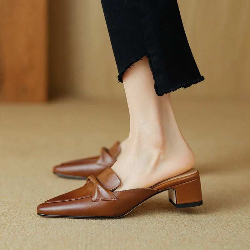 Women's Genuine Leather Pointed-Toe Mules Corvine