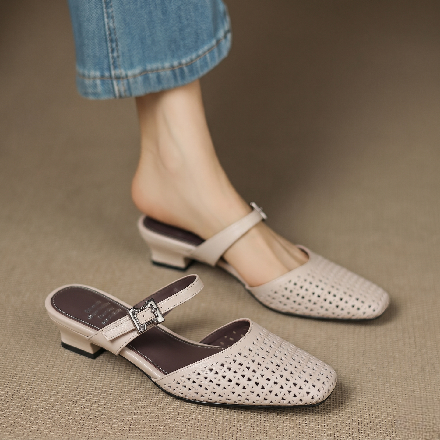 Women's Genuine Leather Round-Toe Mules Corvine